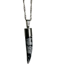 Henna Snowflake Obsidian Tooth Pendant Necklace Silver Tone New On Card